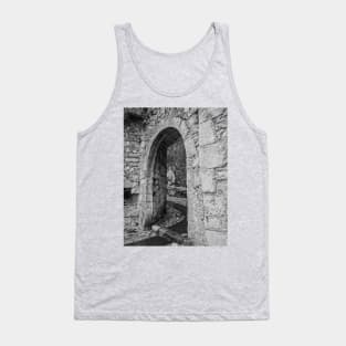 Welcome to Eze - BW Tank Top